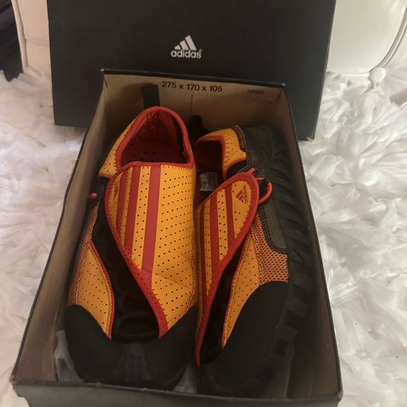 Adidas Hydrology - Picture 3 of 4